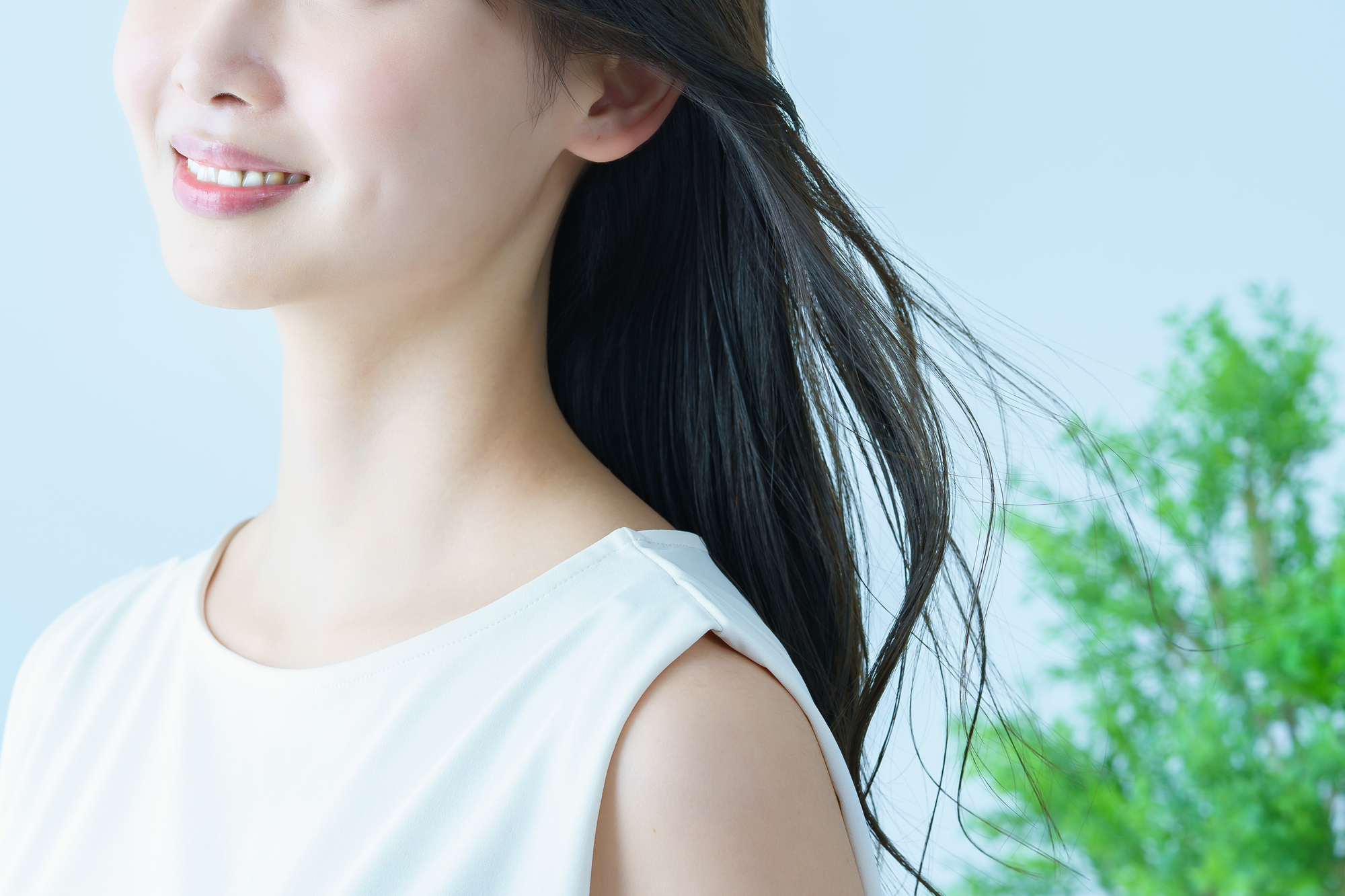 美髪の女性