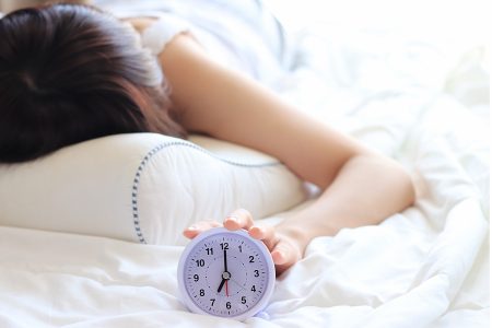 ボツボツ黒ずみ毛穴の改善には、良質な睡眠がカギです