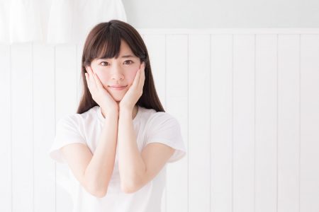 「ぬるま湯だけ洗顔」がお肌によい理由とは？