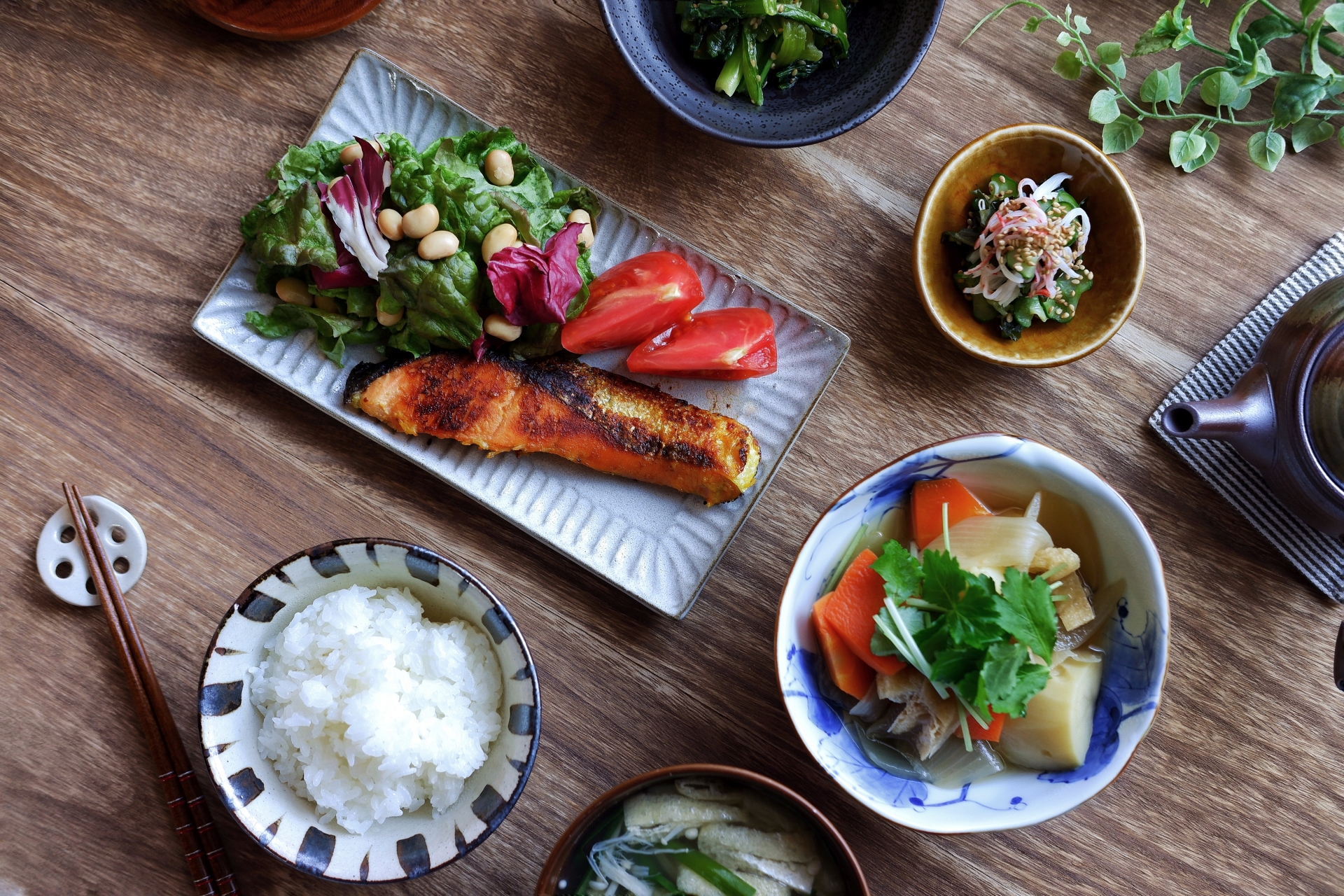 日本の食卓